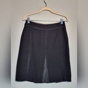 NWOT ANN TAYLOR Skirt | Size 2 | Classic Knee Length | Embroidered